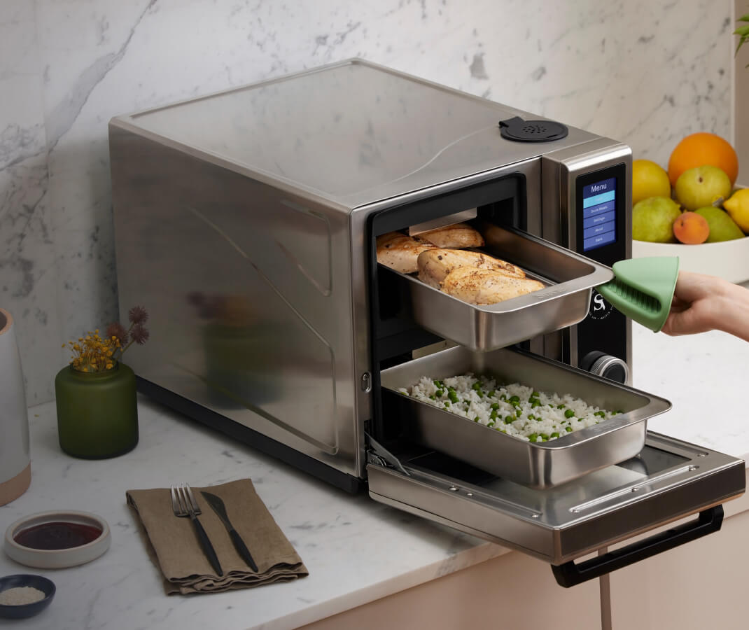 Suvie Kitchen Robot: Wi-Fi countertop oven refrigerates, cooks